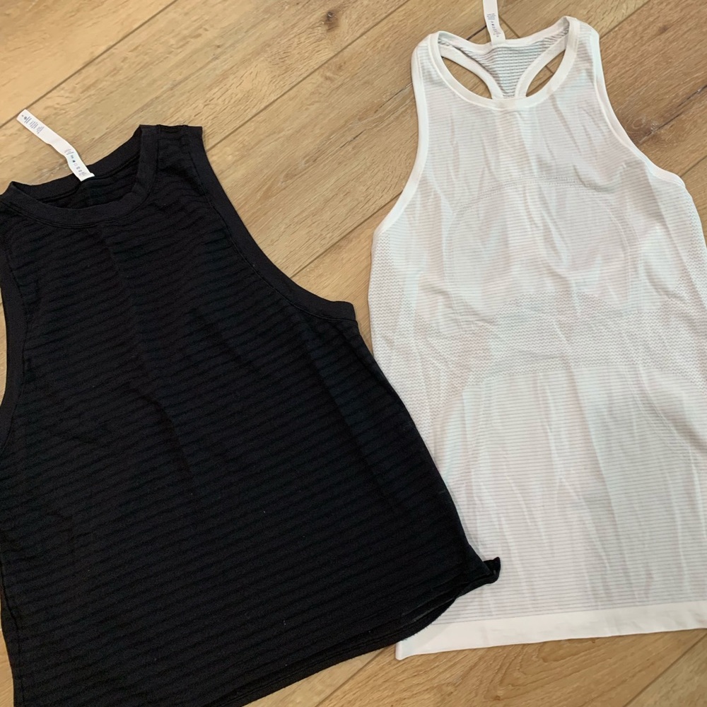 Lululemon tanks black and white.